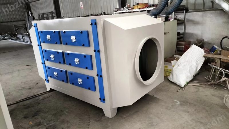 活性炭箱在废气处理中的应用与选购要点
